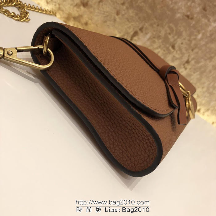 Chloe克洛伊 原版牛皮 多功能小斜跨包 可當手包使用  ypk1028